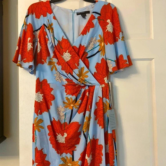 Maggy London | Dresses | Maggy London Faux Wrap Floral Fluttered Sleeves Midi  Dress Sz 6 Nwt | Poshmark